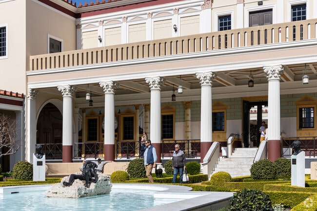 The Getty Villa is right next to Malibu on PCH.