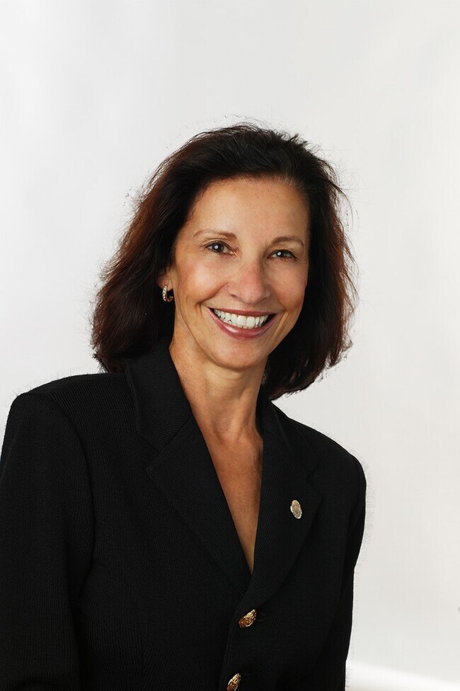 Marjorie Nolan