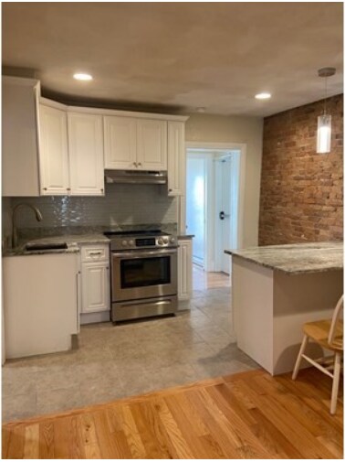 800 E 3rd St Unit 2, Boston, MA 02127