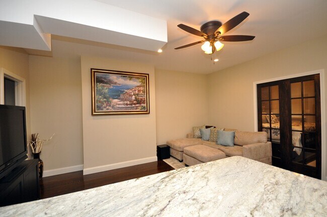 531 Beacon St unit G, Boston, MA 02215 - photo 6