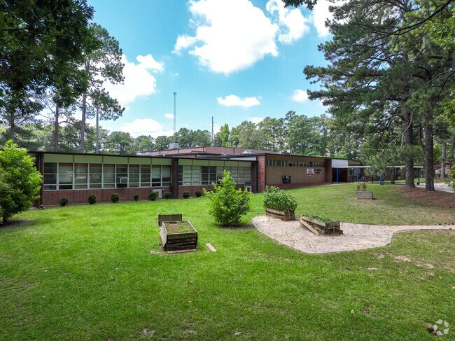 W.E. Putnam Middle School strives for a positive environment for Highland Park kids.