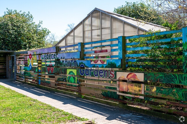 The Lederer Youth Gardens in the Deanwood neighborhood has a greenhouse and classes for kids.