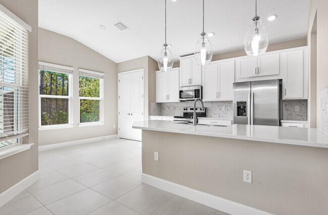 11 Armoyan Dr unit 36664373, Palm Coast, FL 32137 - photo 7