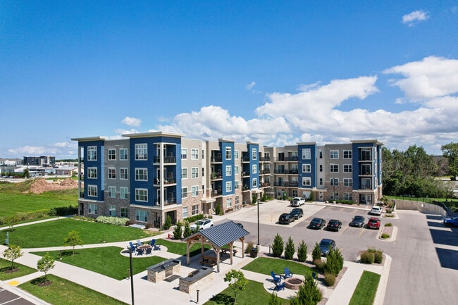 The Element Apartments, Green Bay, WI 54304 - photo 7