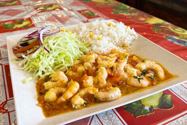 Long Lake locals rave about the variety of seafood dishes at Las Tres Islas Marias.