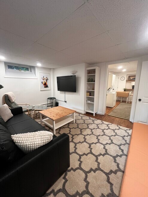 266 Malletts Bay Ave unit Hidden Haven C, Winooski, VT 05404 - photo 1