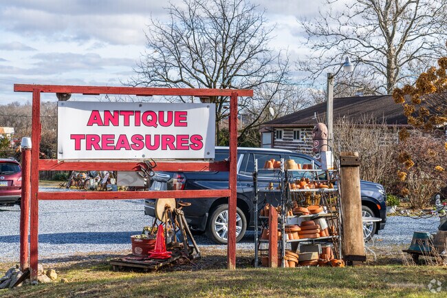Upper Bern is known for a variety of interesting antique shops.