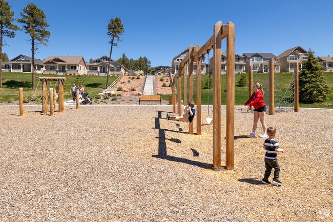 There are several community built parks in and around the Monument neighborhood.