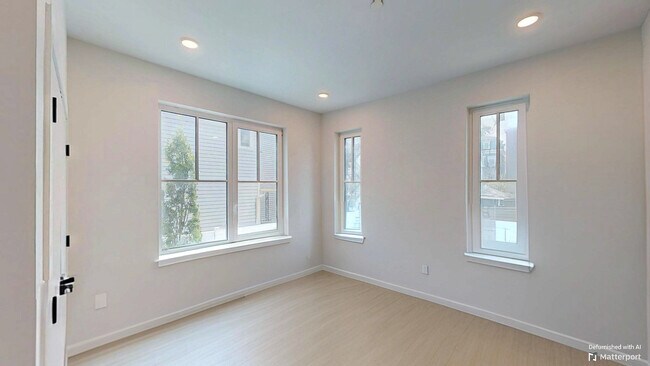 24 Mt Pleasant St unit 302, Somerville, MA 02145 - photo 4