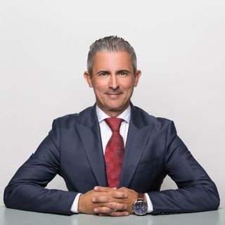 Agent Photo