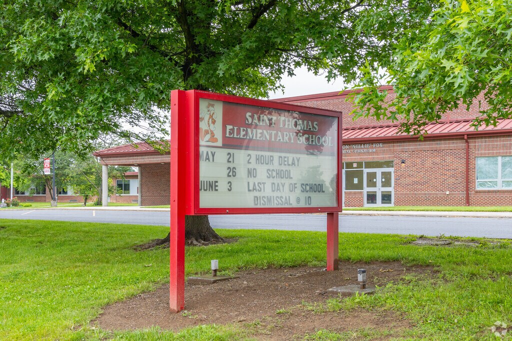 St. Thomas Elementary School received an overall grade of C+ from Niche.