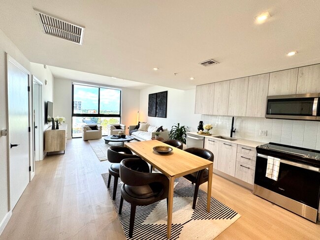 3026 NW 1st Ave unit A21, Miami, FL 33127 - photo 2