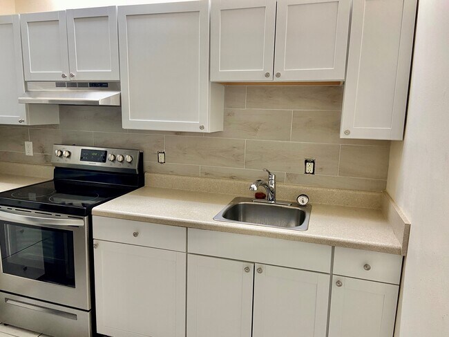 3901 NE 5th Ave unit B, Pompano Beach, FL 33064 - photo 6