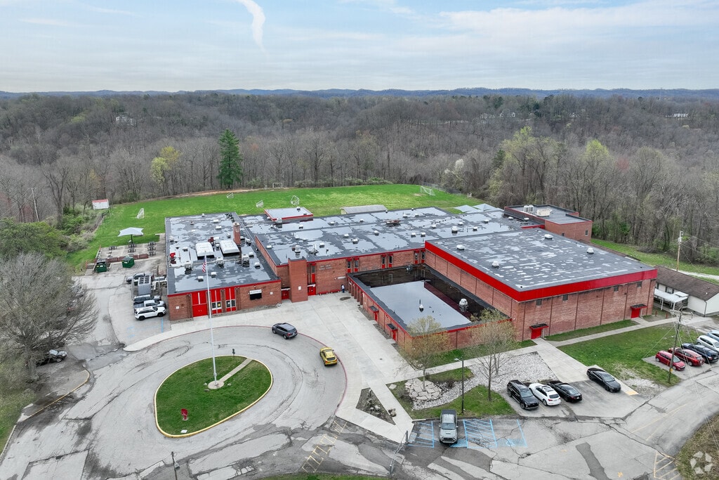 John Adams Middle School  boasts a diverse student body, fostering a vibrant community.