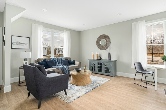 50 Hopkins Ln unit G-4, Wakefield, RI 02879 - photo 2