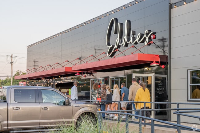 Eddies, a family-owned scratch kitchen near Swan Lake, serves delicious meals to the locals.