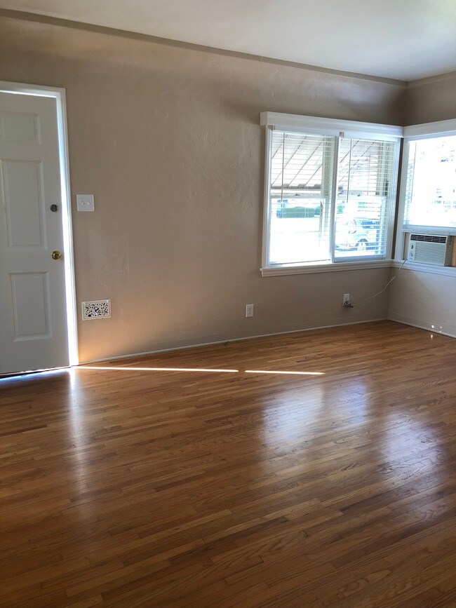 316 N Bushnell Ave, Alhambra, CA 91801 - photo 3