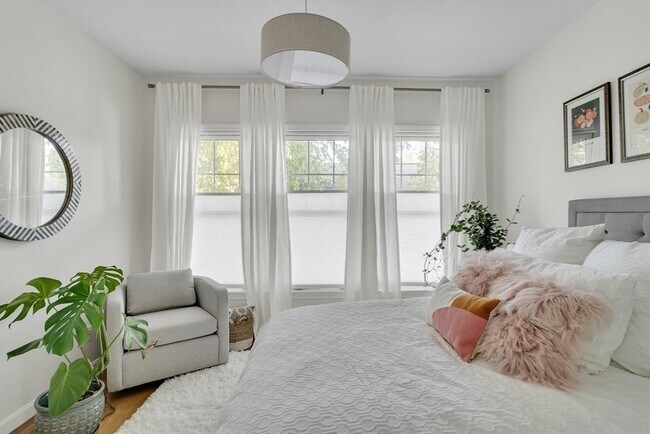 238 School St unit P5, Somerville, MA 02145 - photo 4