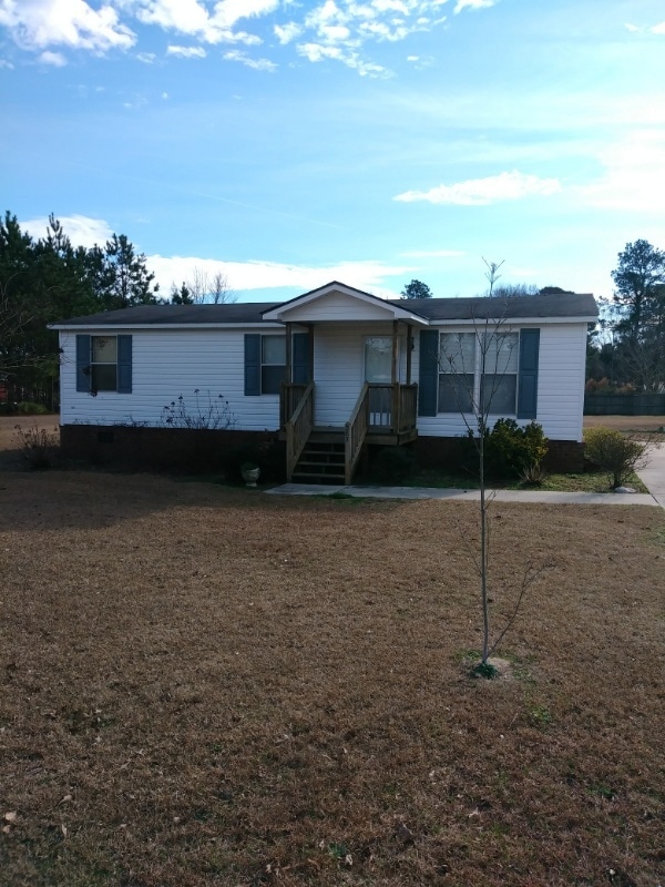 387 Deanne Ln, Coats, NC 27521