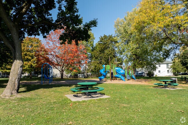 Washington Park is in the heart of the Look West neighborhood.