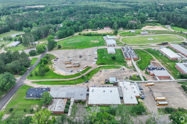Mendenhall High School is a part of the Simpson County School District.