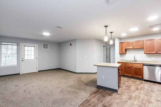 Twin Bridge, Merrimack, NH 03054 - photo 3