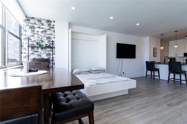 Belle Plaza Condominium unit 1415, Miami Beach, FL 33139 - photo 6