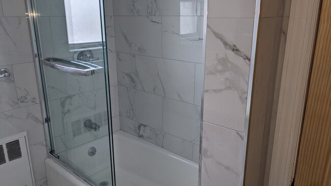 16619 25th Ave unit 2nd Floor, Whitestone, NY 11357 - photo 7