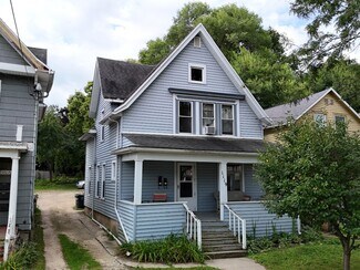 1119 Emerald St, Madison, WI 53715