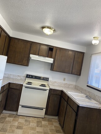 331 Monmouth Ave S, Monmouth, OR 97361