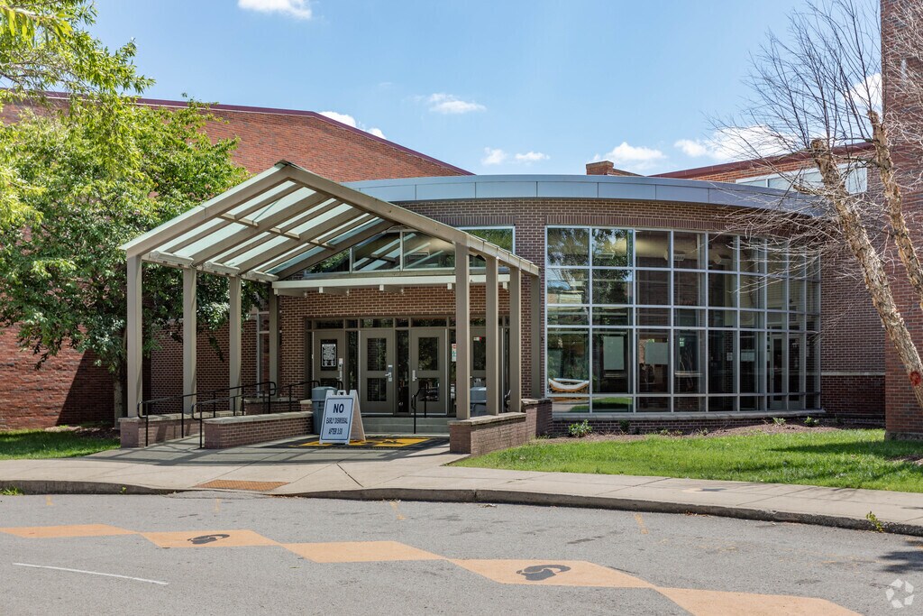Madison Middle Prep is a grade 5-8 school that serves the residents of Northeast Nashville.