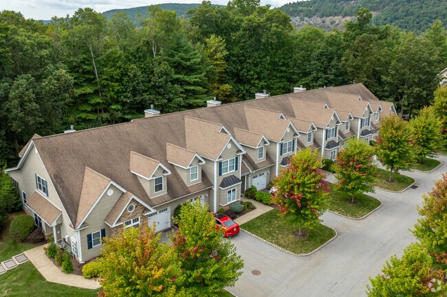 New townhomes have recently been built in Matamoras and sell for between $410,000 and $575,000.