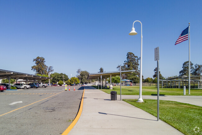 George Shirakawa Sr. Elementary School has dozens of effective and excellent teachers and staff.