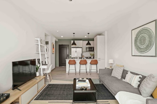 2151 N Elston Ave, Chicago, IL 60614 - photo 2