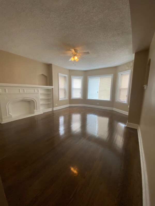 7839 S Essex Ave unit 3s, Chicago, IL 60649 - photo 2