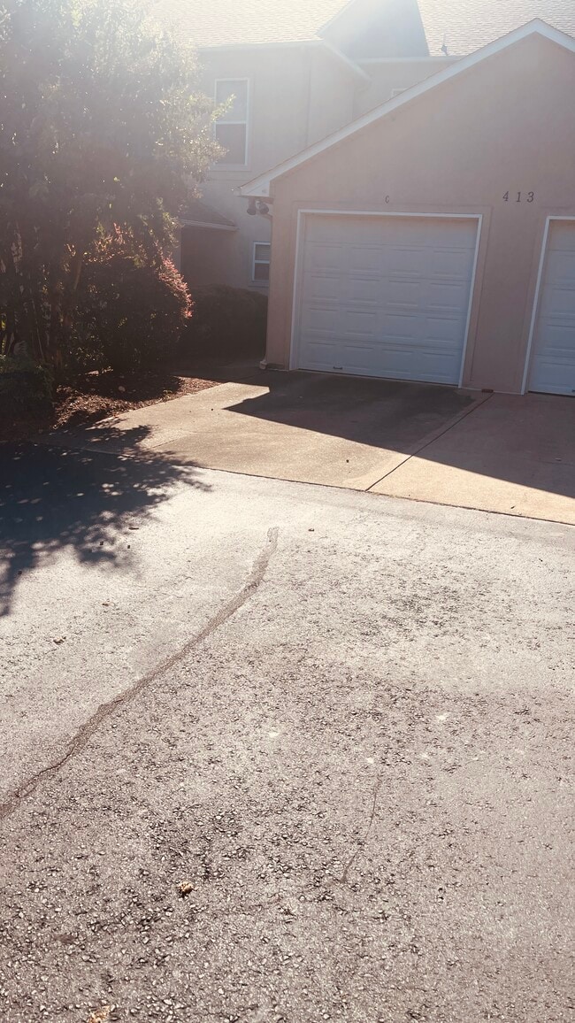 413 Halteria Ln, Hot Springs, AR 71913