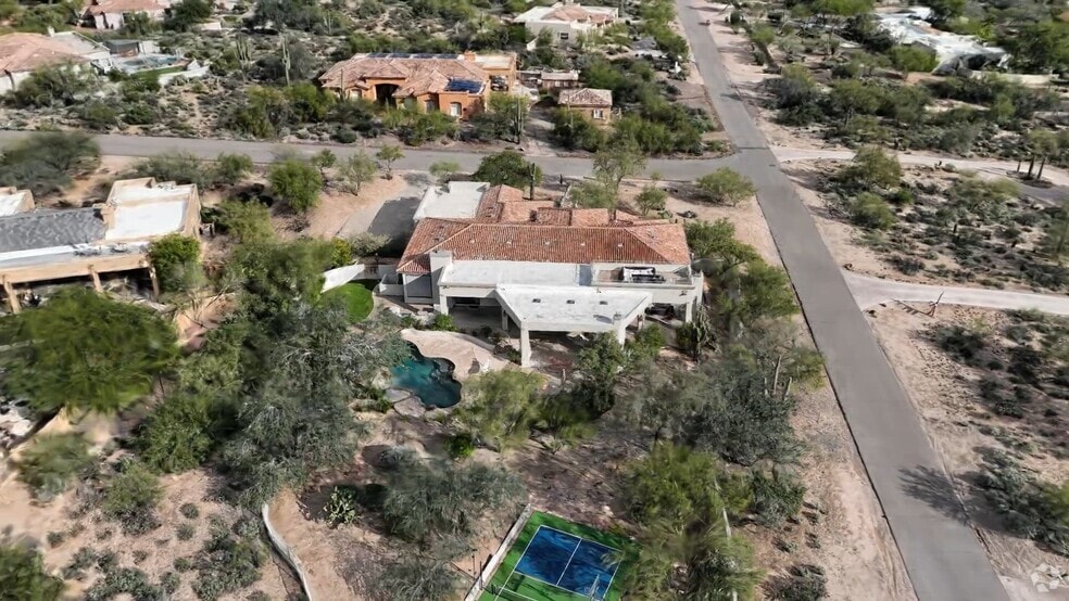 25802 N Chisum Trail unit 2, Scottsdale, AZ 85255 - photo 2