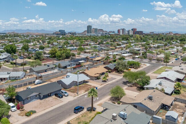 Gililland’s proximity to ASU makes it an ideal neighborhood for students and professors alike.