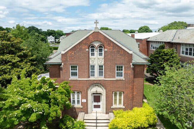 St. Lawrence School is a private school.