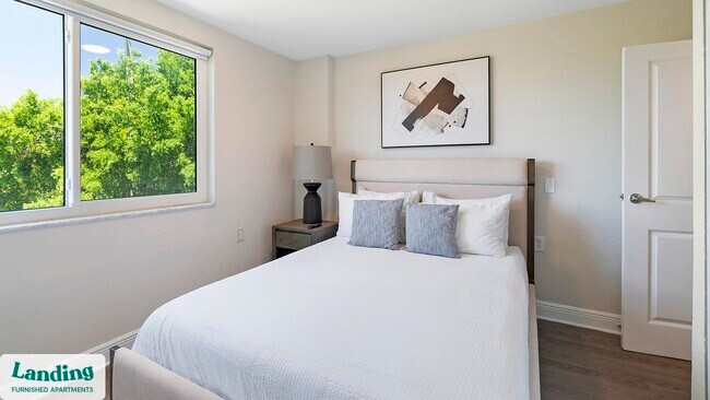 305 Dr M L K Jr St S unit 239, Saint Petersburg, FL 33705 - photo 5