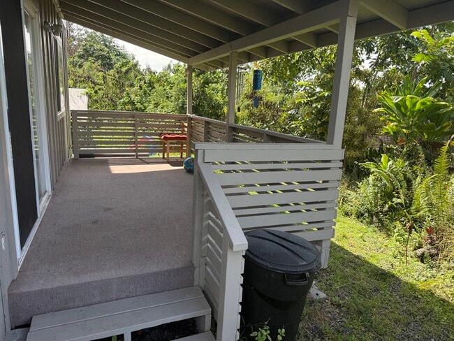 73-1006 Ahikawa St unit Back House Lower, Kailua Kona, HI 96740 - photo 3