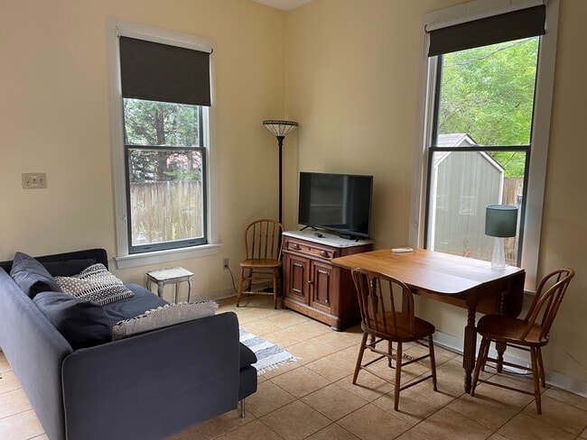 624 W College Ave unit Cottage, Decatur, GA 30030 - photo 4