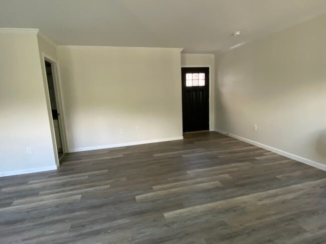 1253 Ekaha Ave, Honolulu, HI 96816 - photo 4