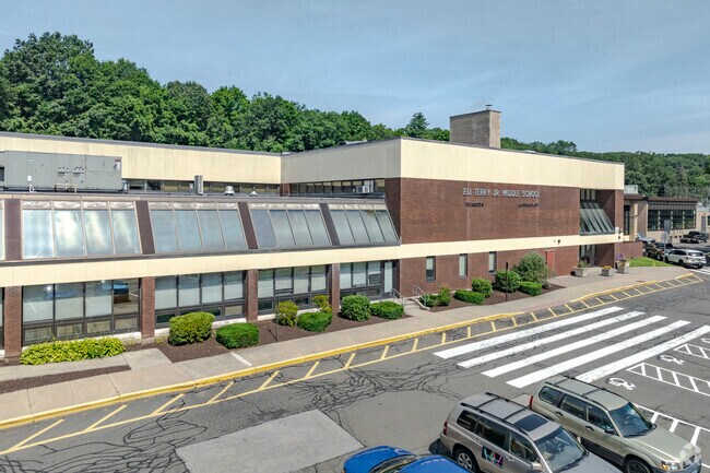 Eli Terry Jr Middle School is located at 21 N Main Street in Plymouth, CT.