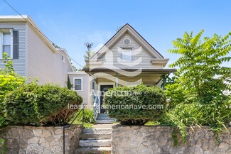 820 Milton St, Louisville, KY 40217