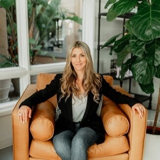 Jennifer Garland