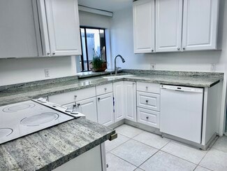7550 Eads Ave Unit 7550 Eads Avenue #203, La Jolla, CA 92037