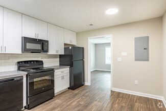 3801 Kensington Ct, Decatur, GA 30032