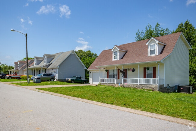 Ringgold features two-story homes on mid-sized lots.