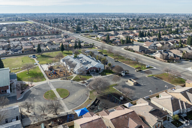Clovis Christian Schools is located in Fresno.